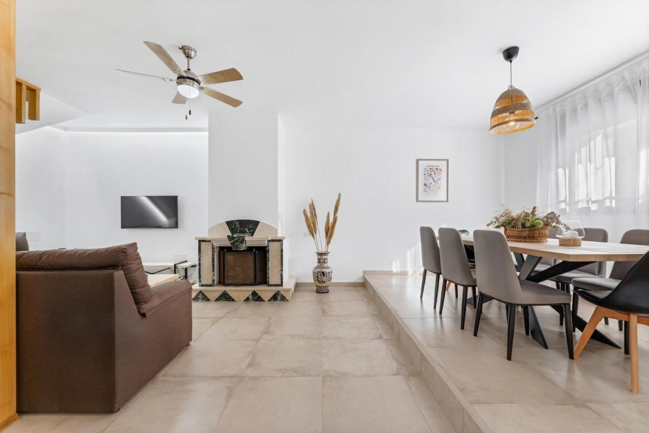 Casa Del Puerto, Encanto Junto Al Mar 埃斯特波纳 外观 照片